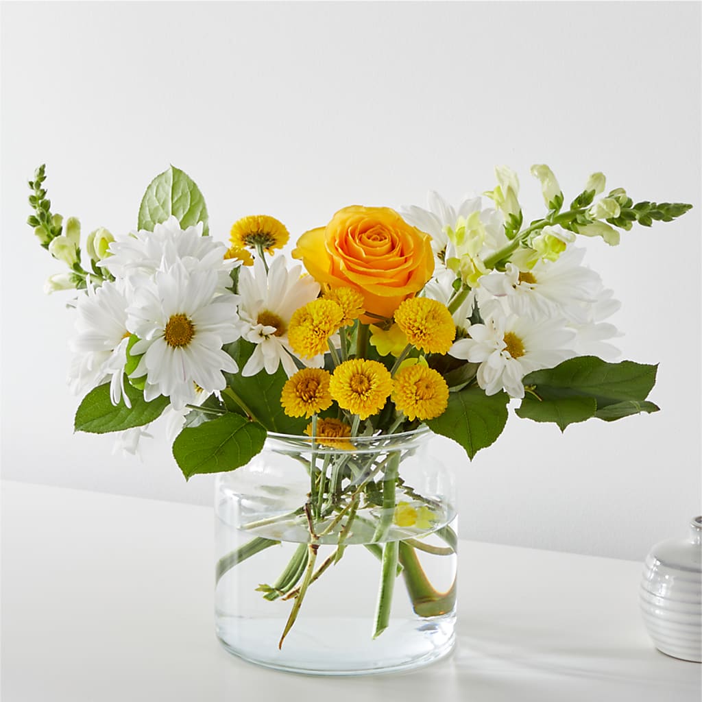 Sun Salutation Bouquet – Flowers By Willie, Marshall TX