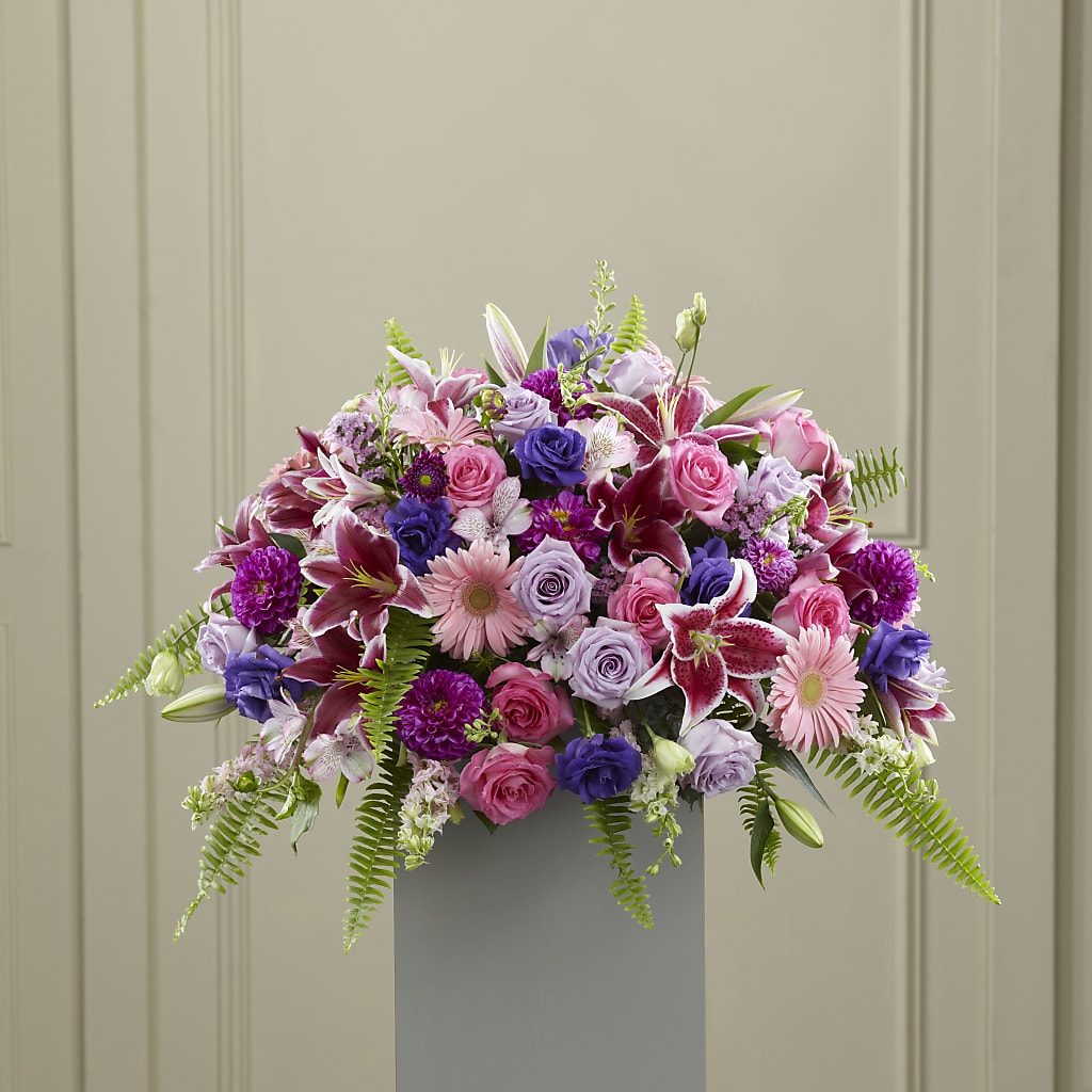 Fare Thee Well Pedestal – Flowers By Willie, Marshall TX
