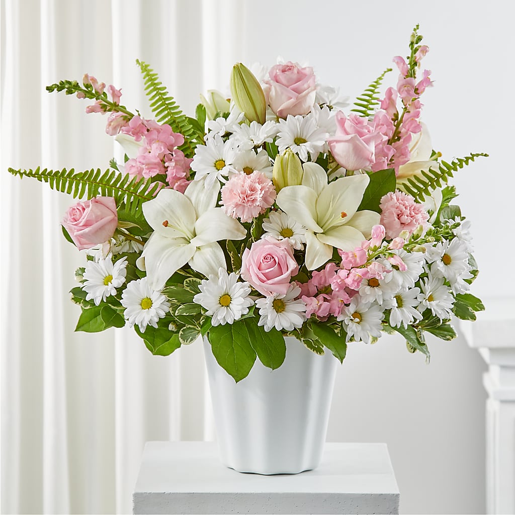 Soft Touch Tabletop Basket – Flowers By Willie, Marshall TX