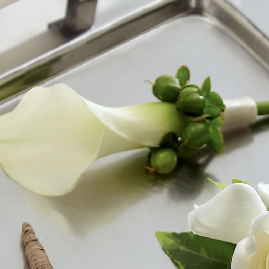 White Calla Boutonniere – Flowers By Willie, Marshall TX