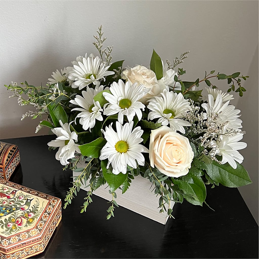 Fresh Linen Box Bouquet –  Flowers By Willie, Marshall TX