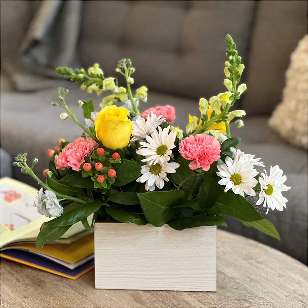 Sun Salutation Box Bouquet –  Flowers By Willie, Marshall TX