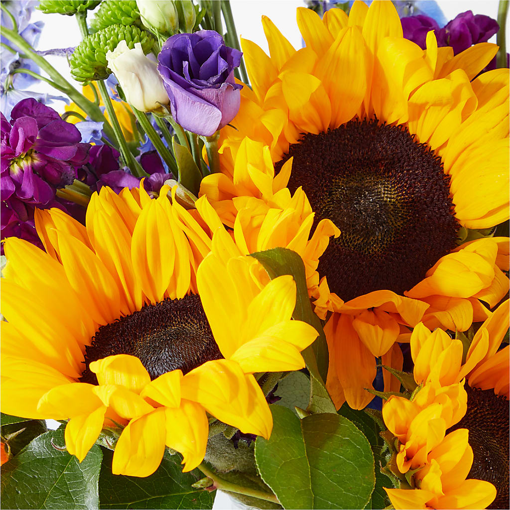 Catching Rays Bouquet –  Flowers By Willie, Marshall TX