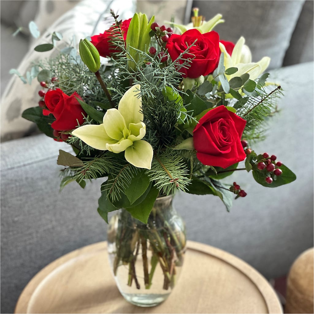 Glittering Lights Bouquet –  Flowers By Willie, Marshall TX