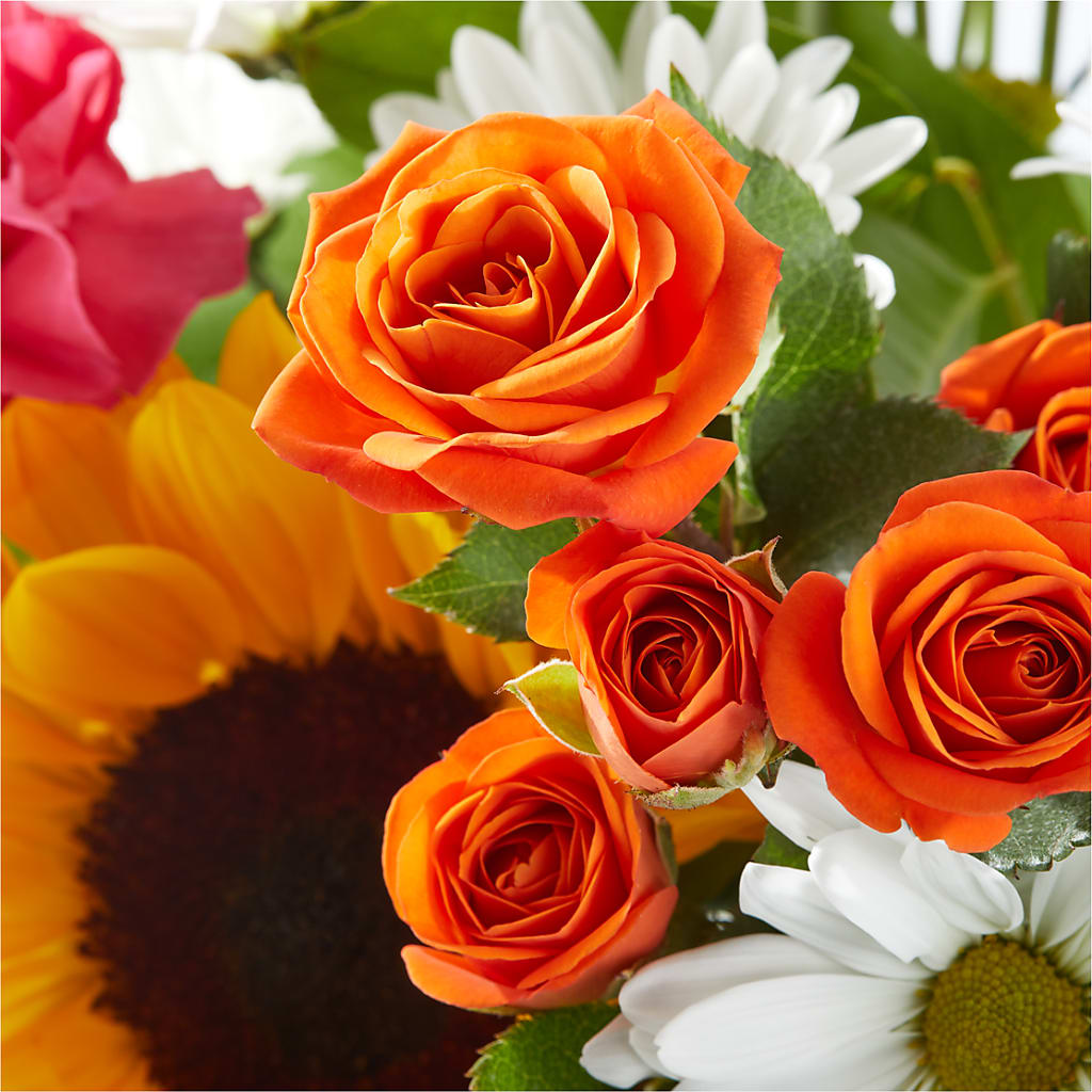 Sun-drenched Blooms Bouquet –  Flowers By Willie, Marshall TX