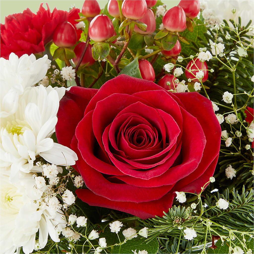 Chance of Flurries Bouquet –  Flowers By Willie, Marshall TX