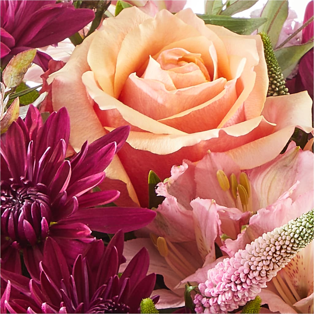 Berry Cobbler Bouquet –  Flowers By Willie, Marshall TX