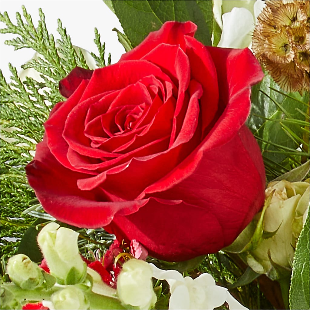 Deck the Halls Bouquet –  Flowers By Willie, Marshall TX