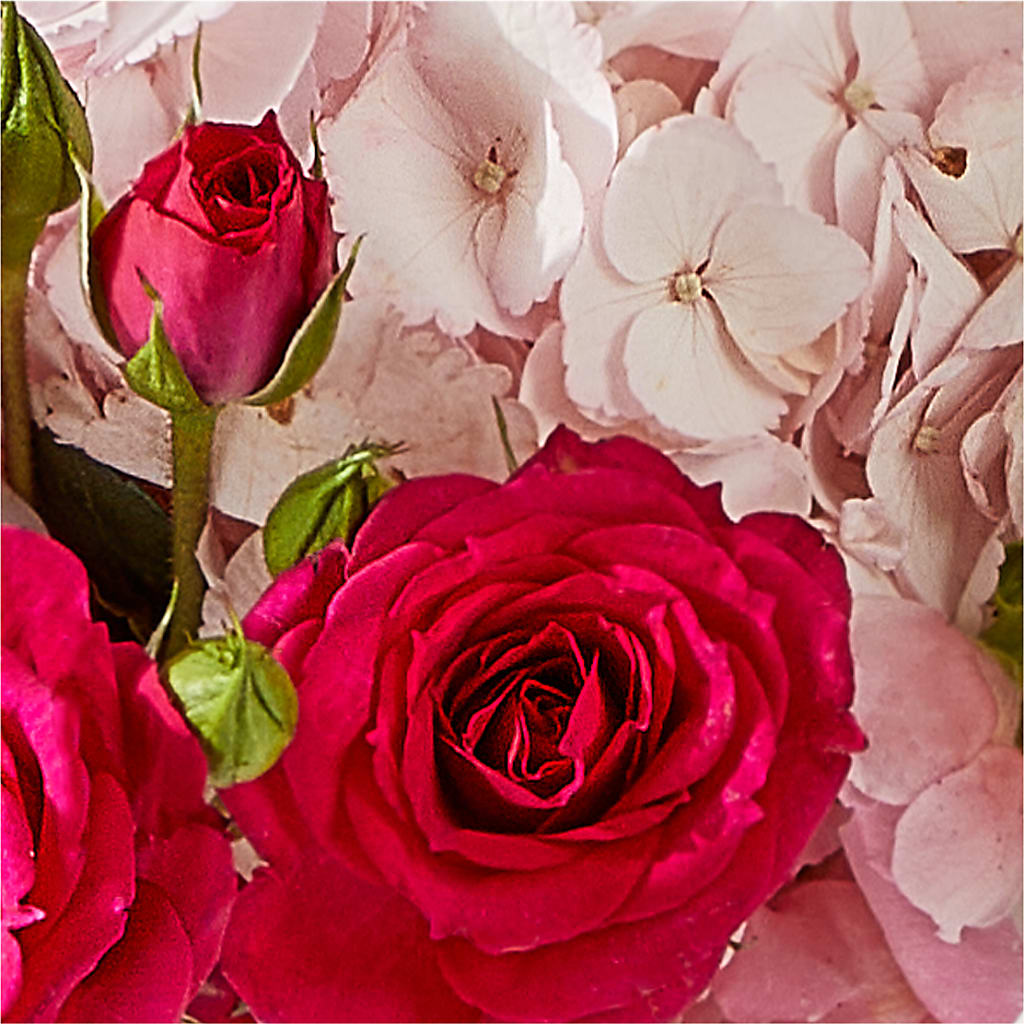 Glitz & Glam Bouquet –  Flowers By Willie, Marshall TX